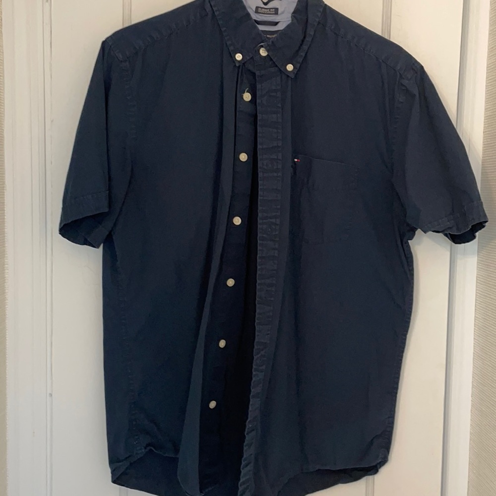Men’s short sleeve navy button down shirt